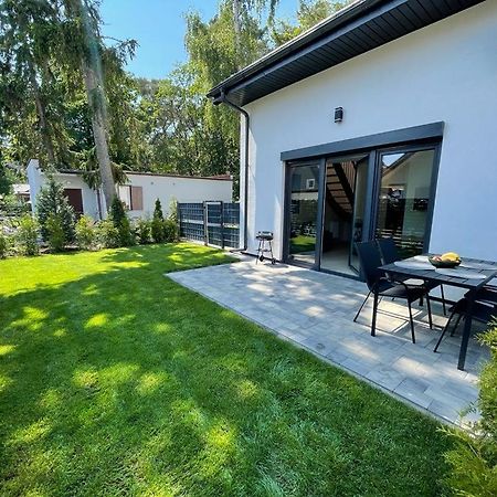 דארלובקו Apartamenty Przy Parku -150M Od Plazy מראה חיצוני תמונה