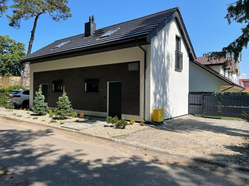דארלובקו Apartamenty Przy Parku -150M Od Plazy מראה חיצוני תמונה